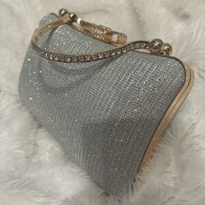 STUNNING Rhinestone Clutch